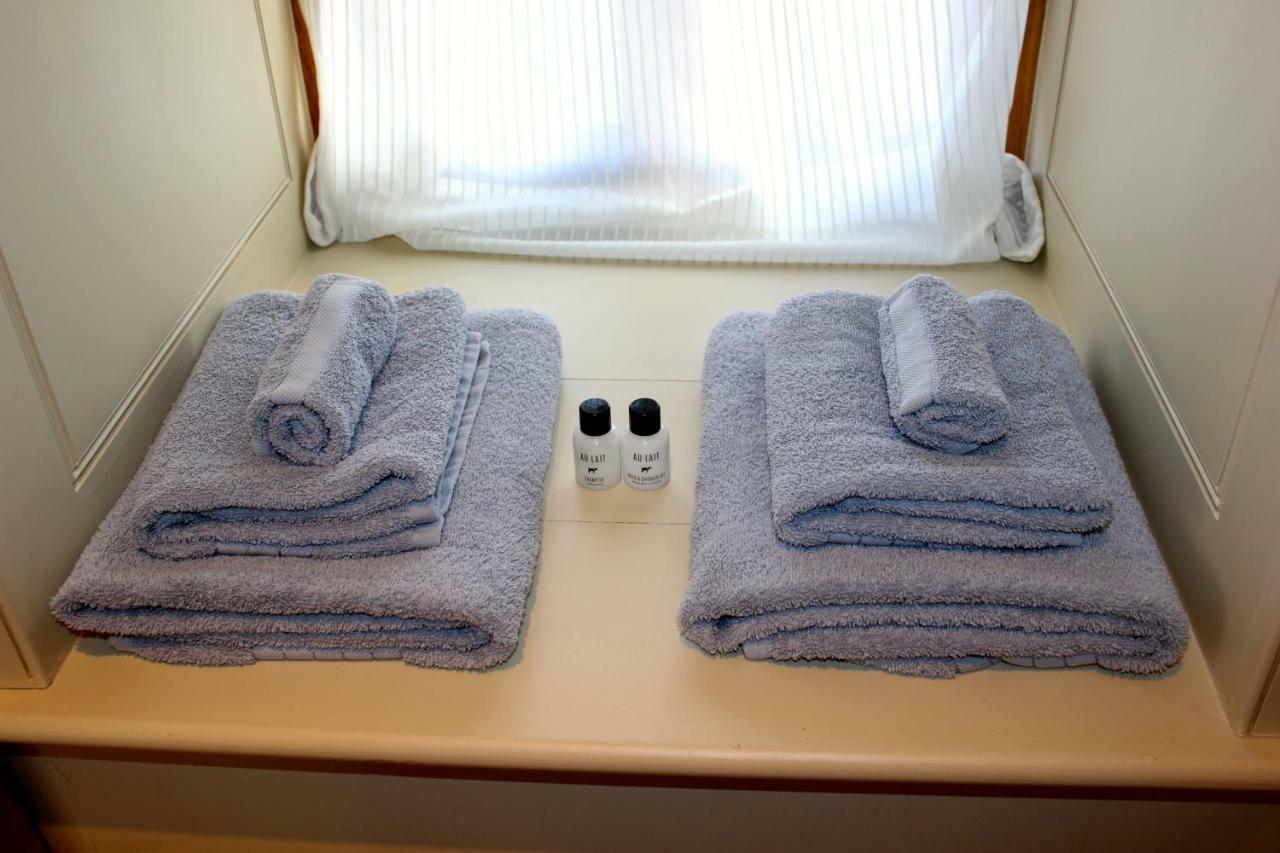 Demesne Farm Guesthouse モンマス エクステリア 写真